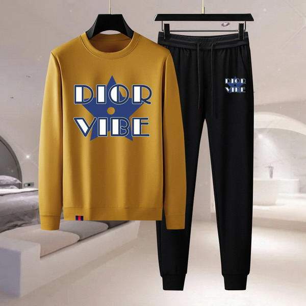 Picture of Dior Sweater Suits _SKUDiorM-4XL13gx10238575